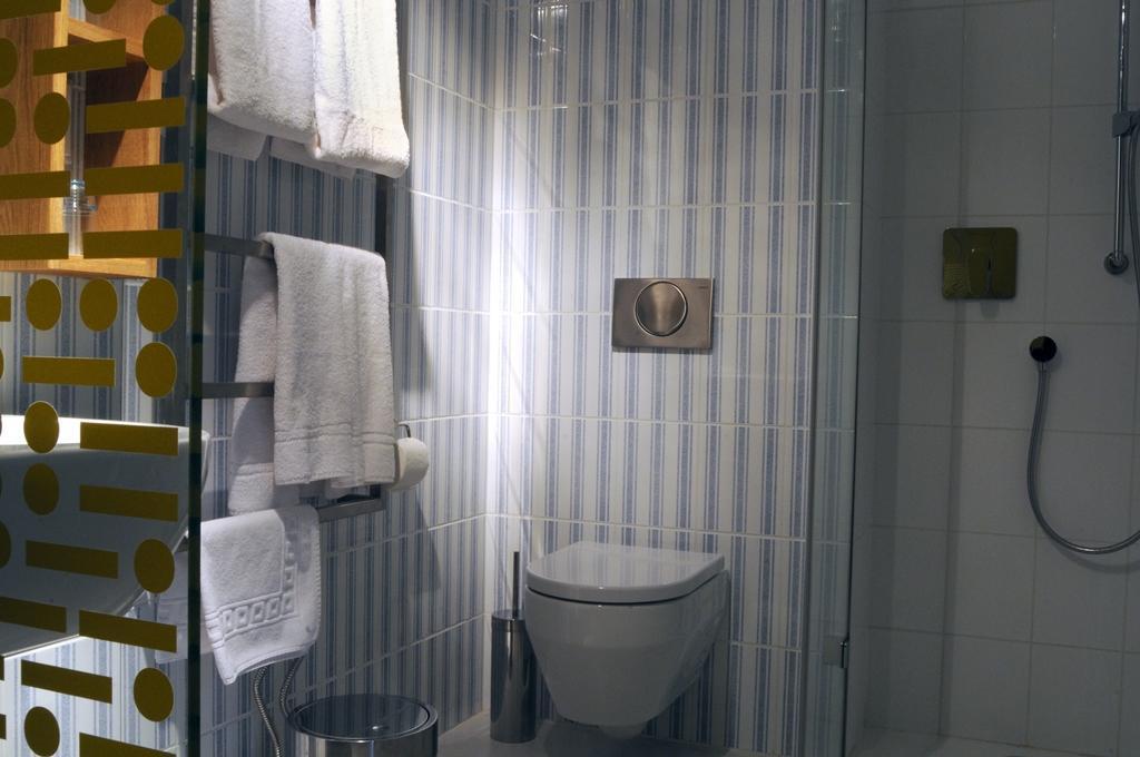 Hotel Kokorin מראה חיצוני תמונה
