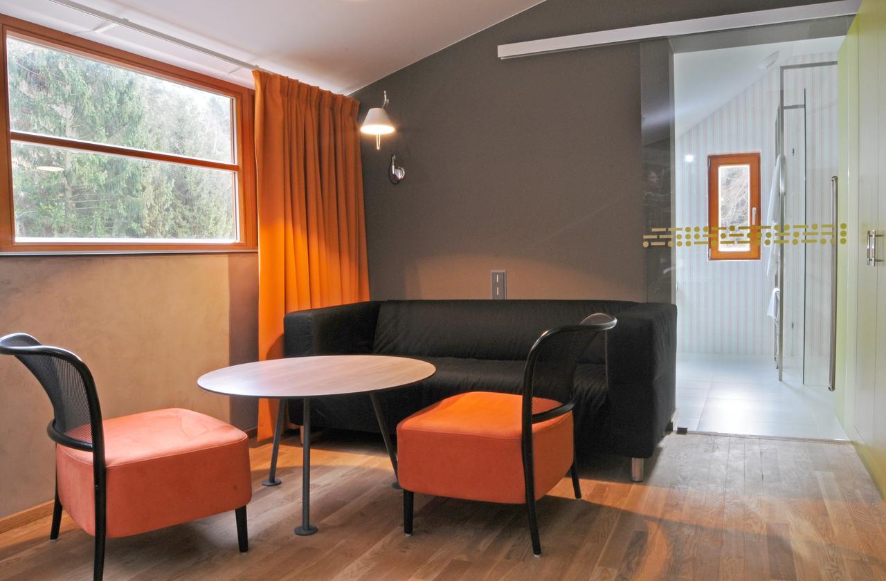 Hotel Kokorin מראה חיצוני תמונה