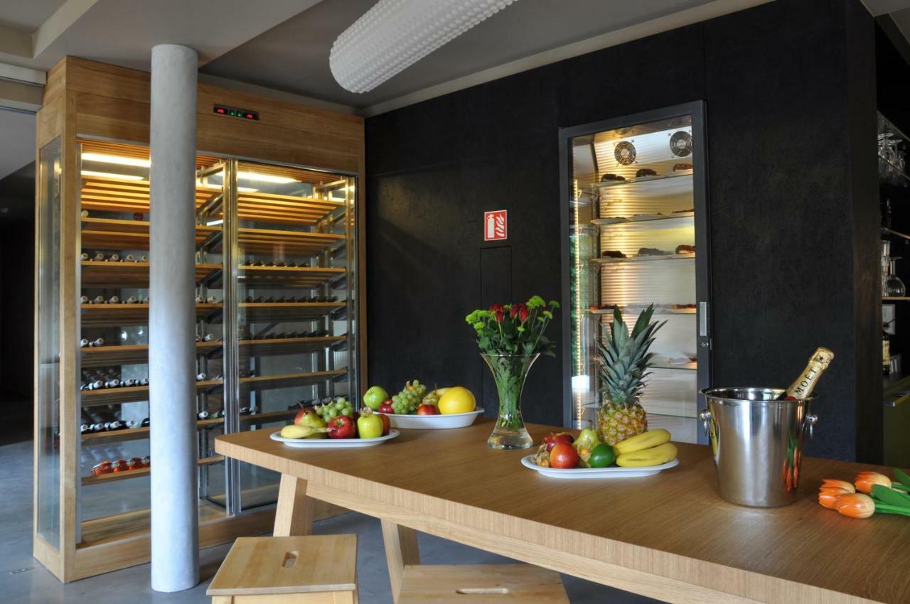 Hotel Kokorin מראה חיצוני תמונה